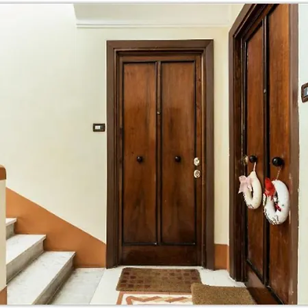 Apartment A Gem House *